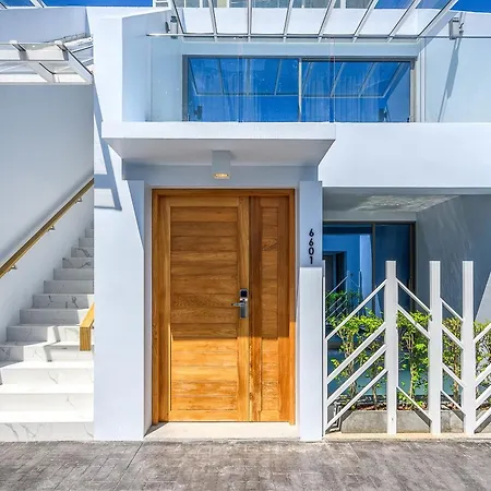The Beachfront Hotel Phuket Rawai Exterior photo