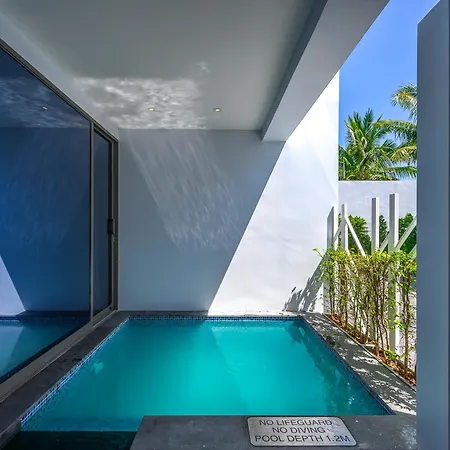 The Beachfront Hotel Phuket Rawai Exterior photo