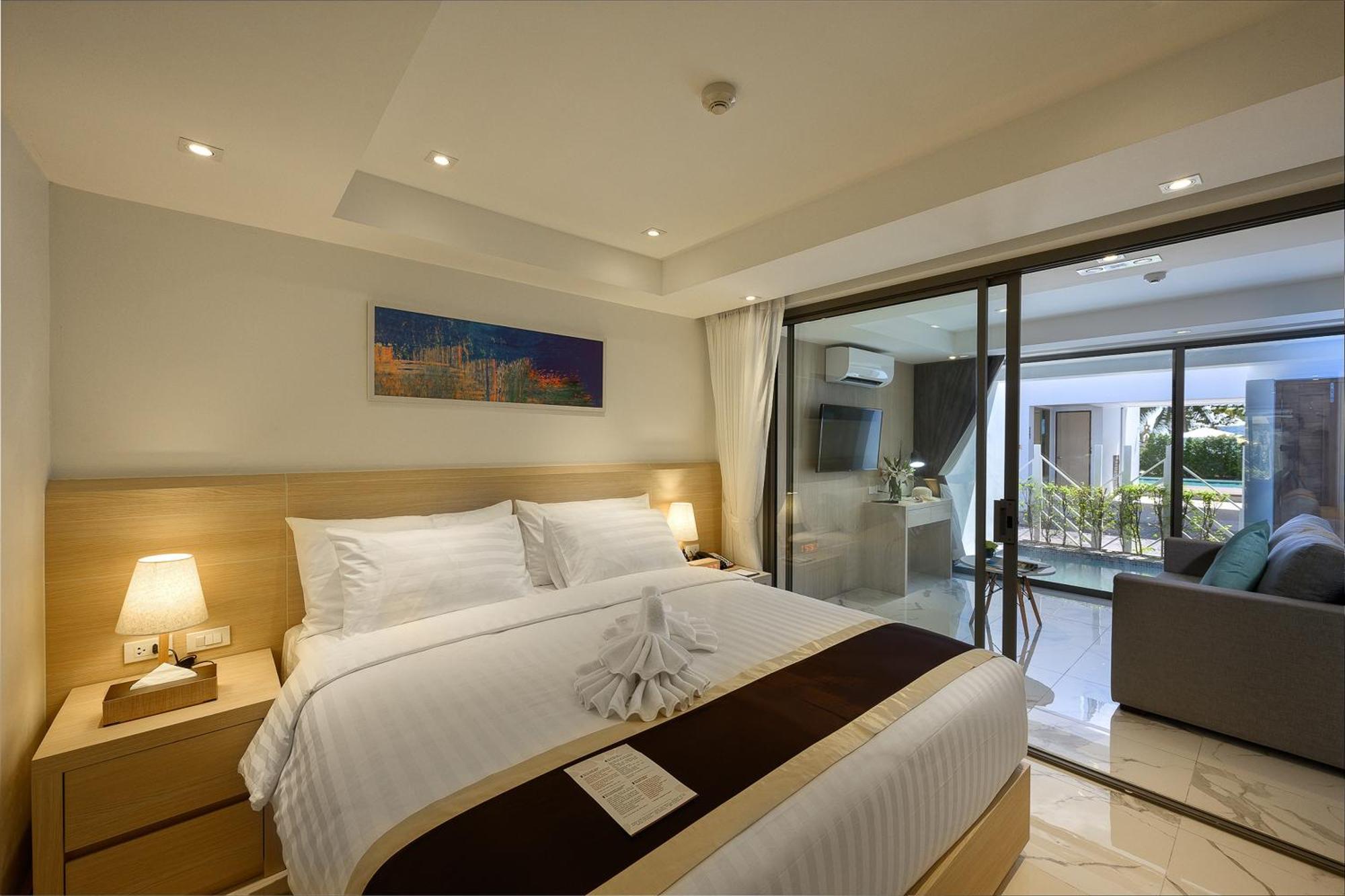 The Beachfront Phuket Hotel Rawai